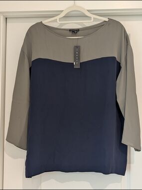 Theory 100% Silk Two-Tone Navy and Mushroom Gray Blouse Size M NWT